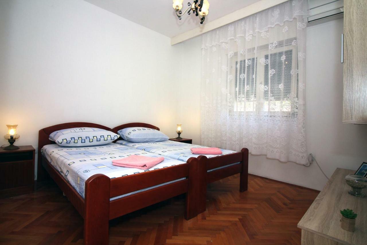 Guesthouse Mila Tisno Exterior foto